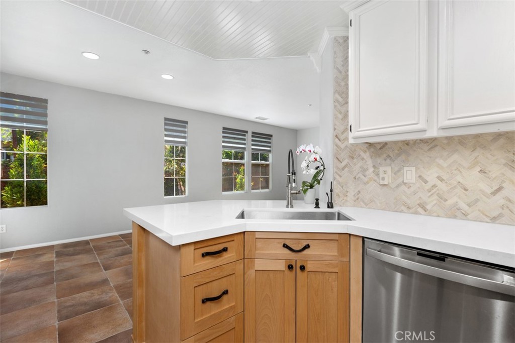 18 Lansdale Court