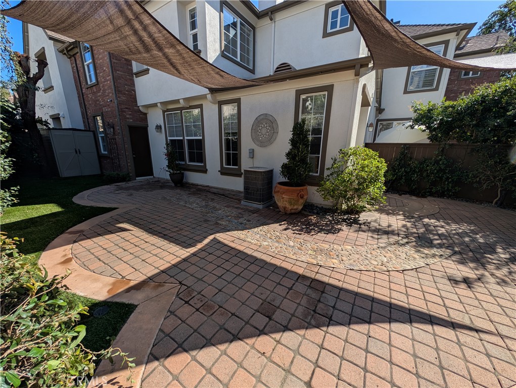 18 Lansdale Court