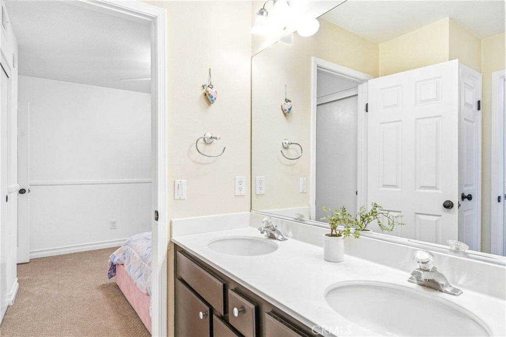 30 Moccasin Trail