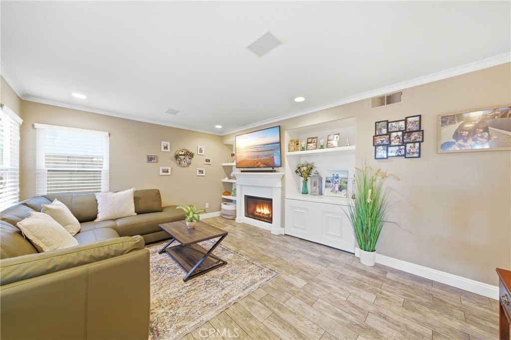 30 Moccasin Trail