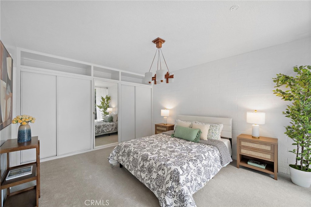 10540 W Olympic