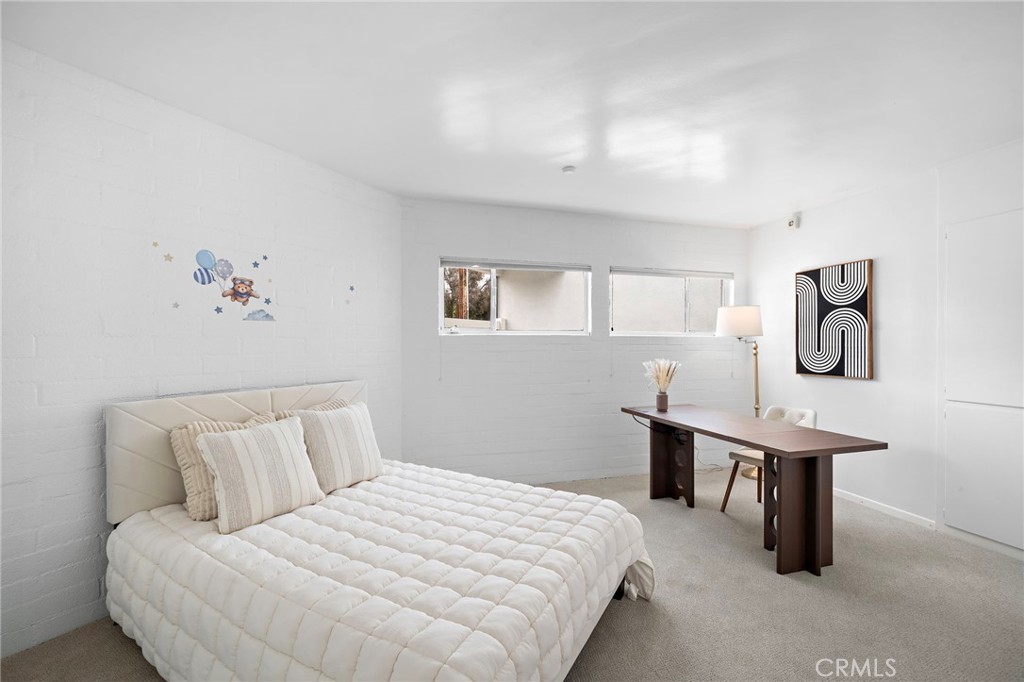 10540 W Olympic