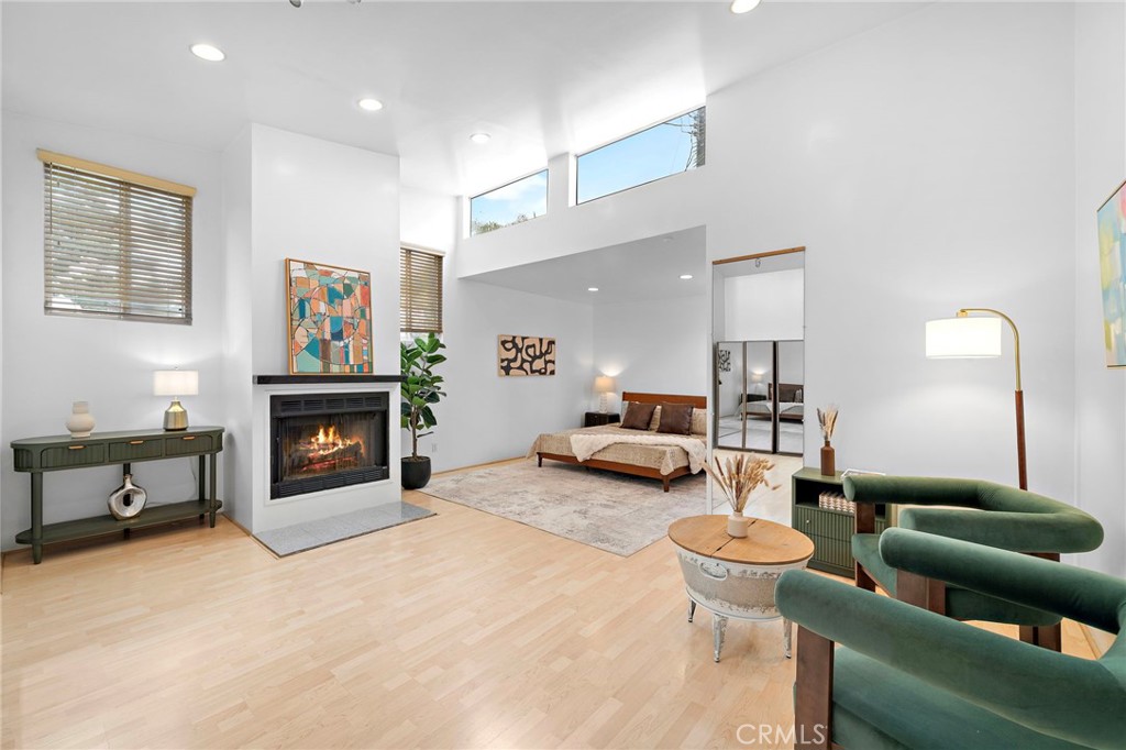 10540 W Olympic