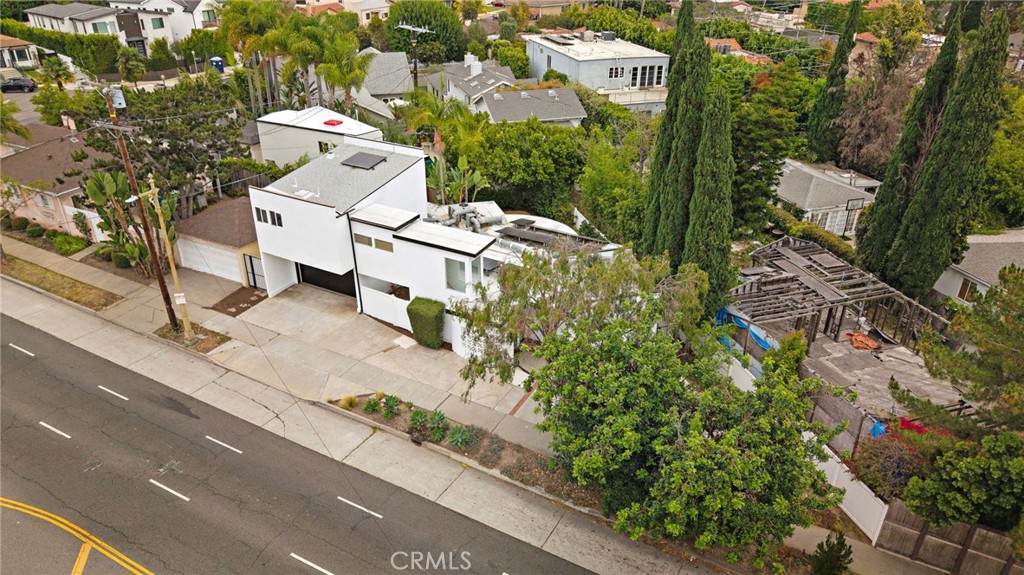 10540 W Olympic