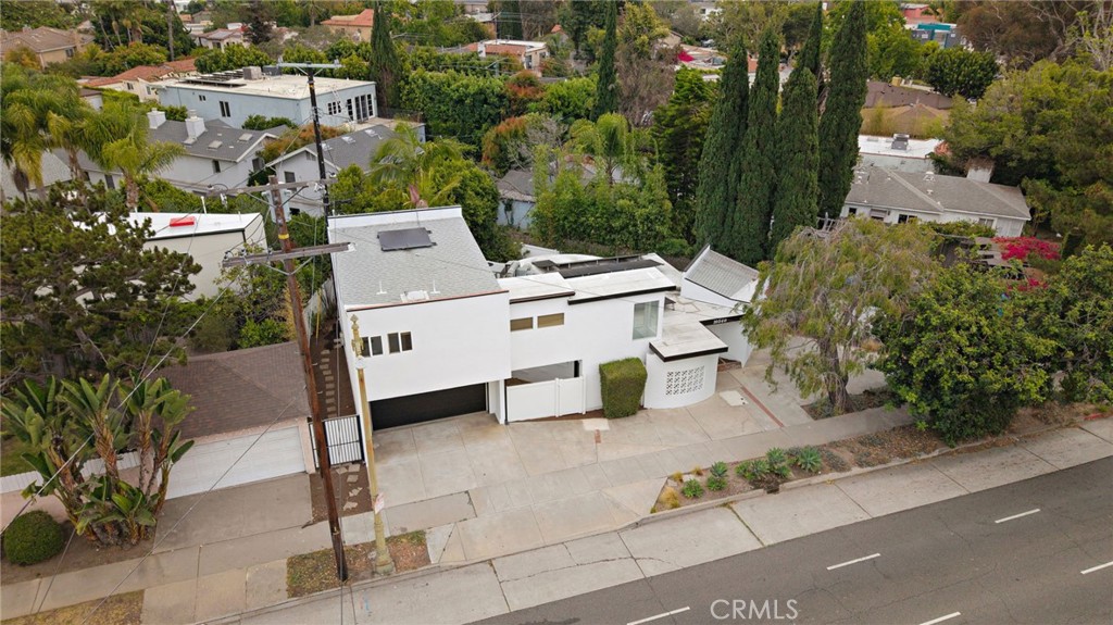 10540 W Olympic