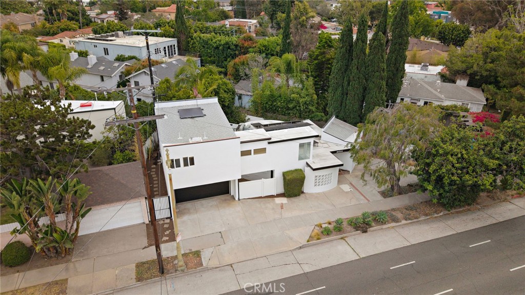 10540 W Olympic