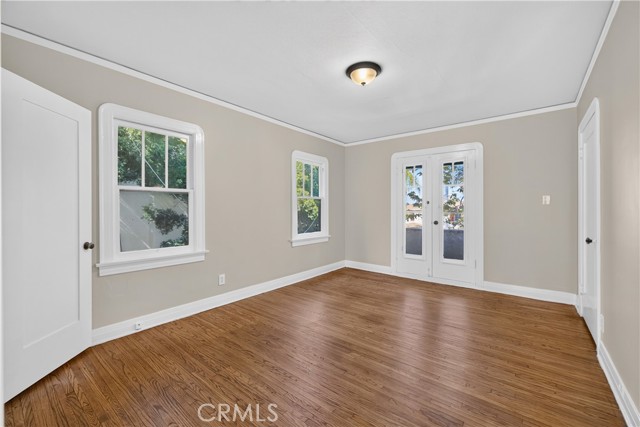 323 Park AVE