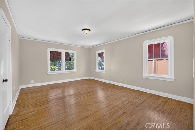 323 Park AVE