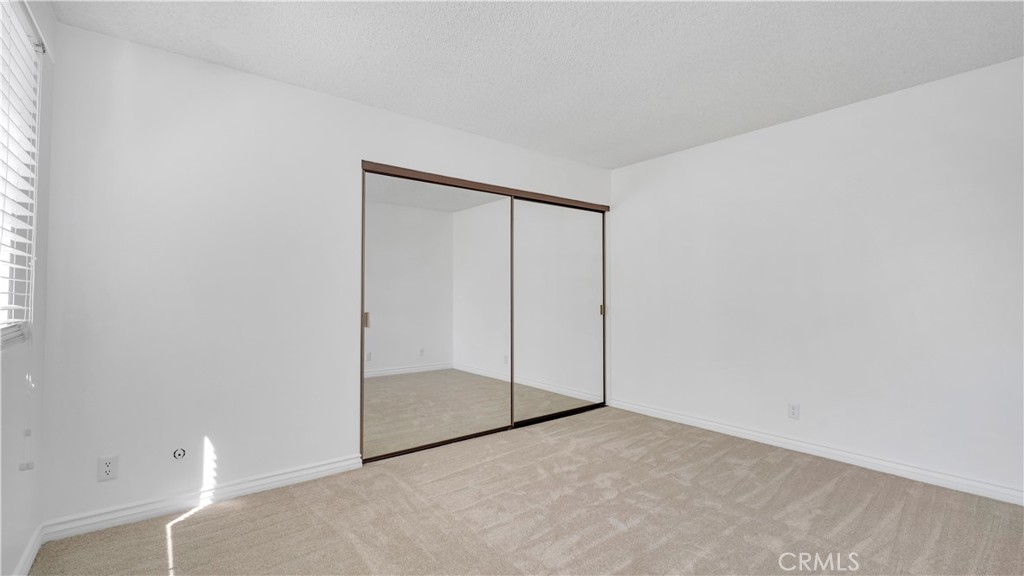 26 18 Acorn