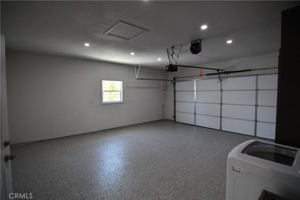 2161 Valley View