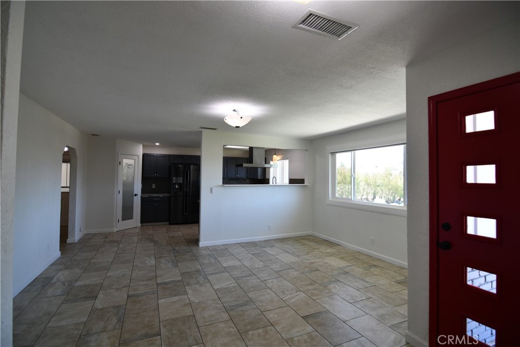 2161 Valley View