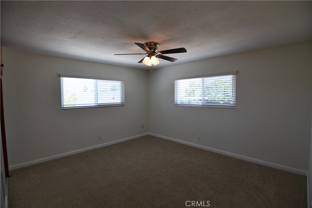 2161 Valley View