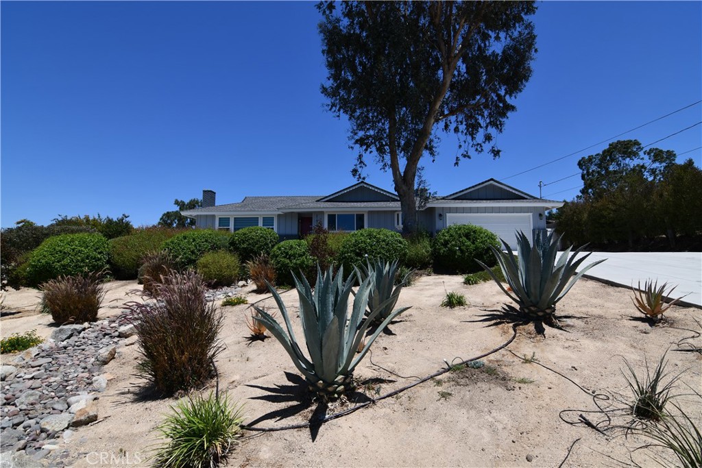 2161 Valley View