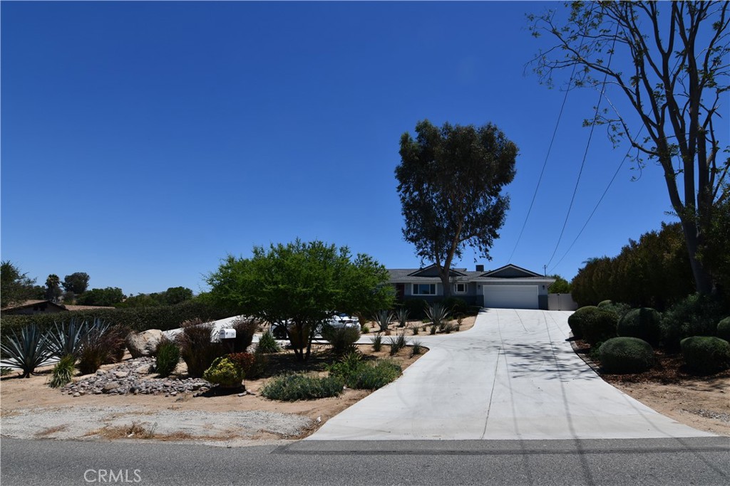 2161 Valley View