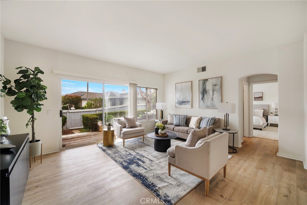 34142 Capistrano by the Sea