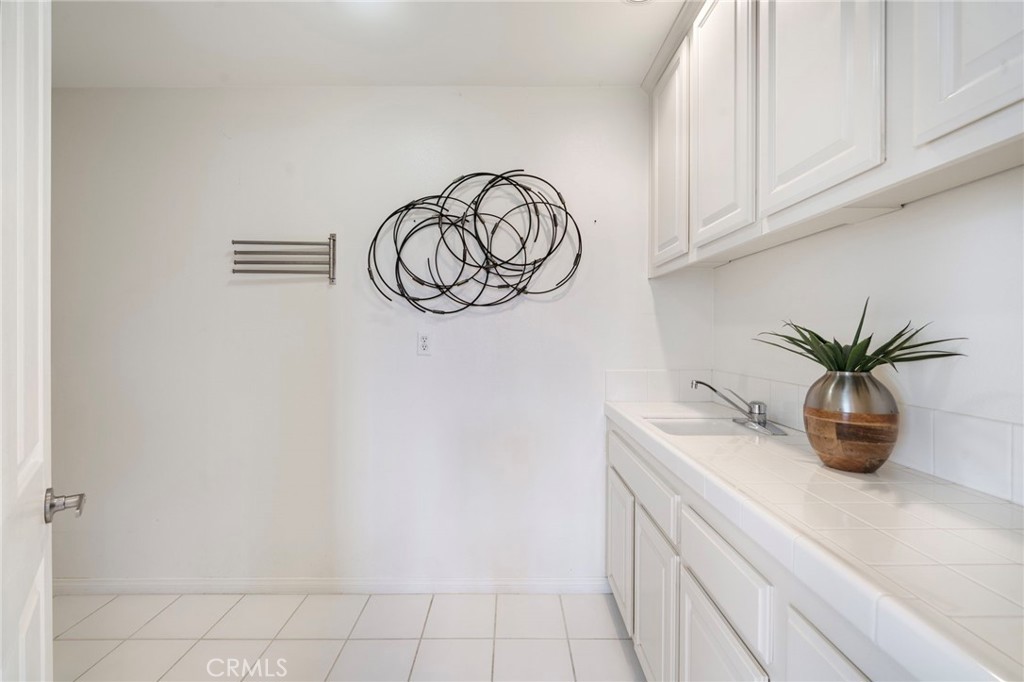34142 Capistrano by the Sea