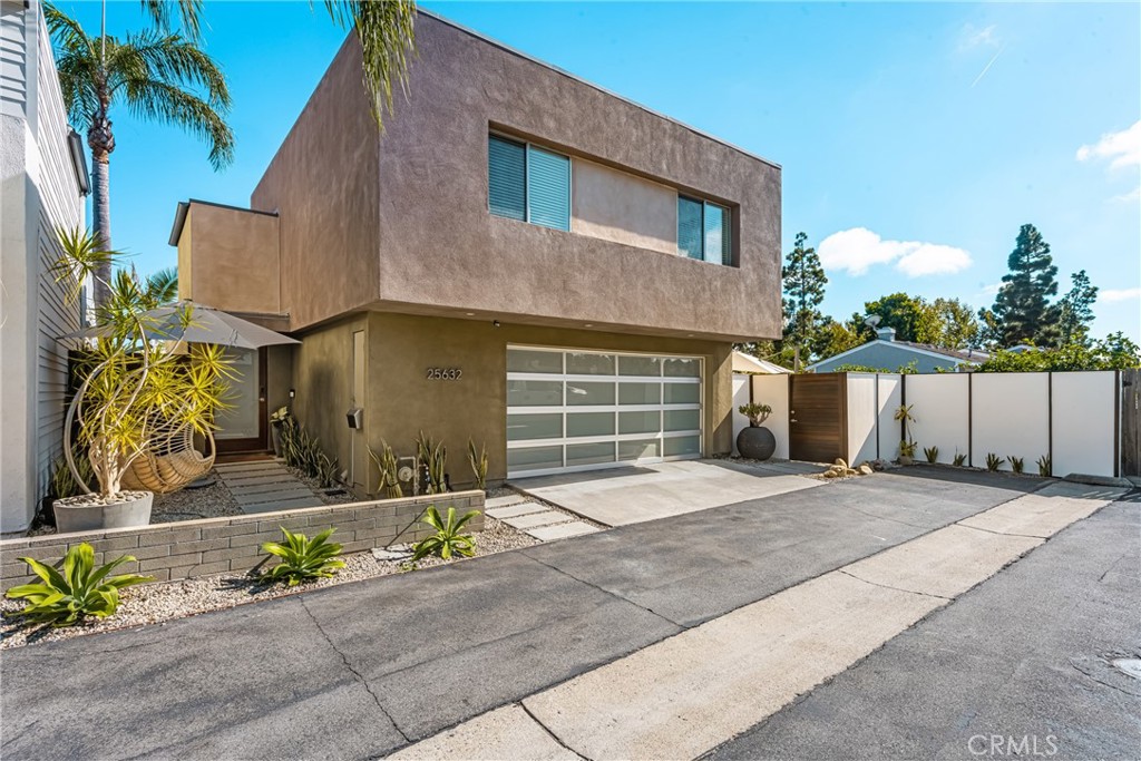 25632 Via Del Rey