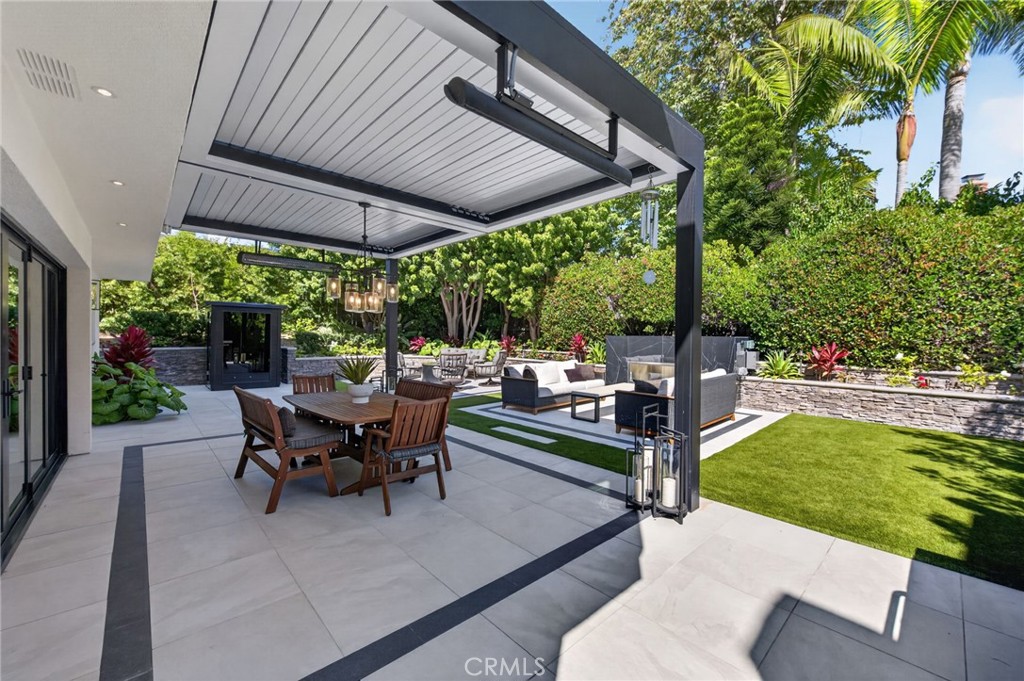 33052 Santiago Drive