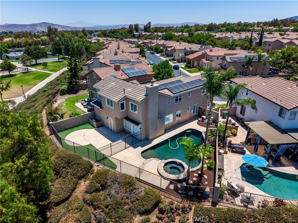 3306 Rochelle