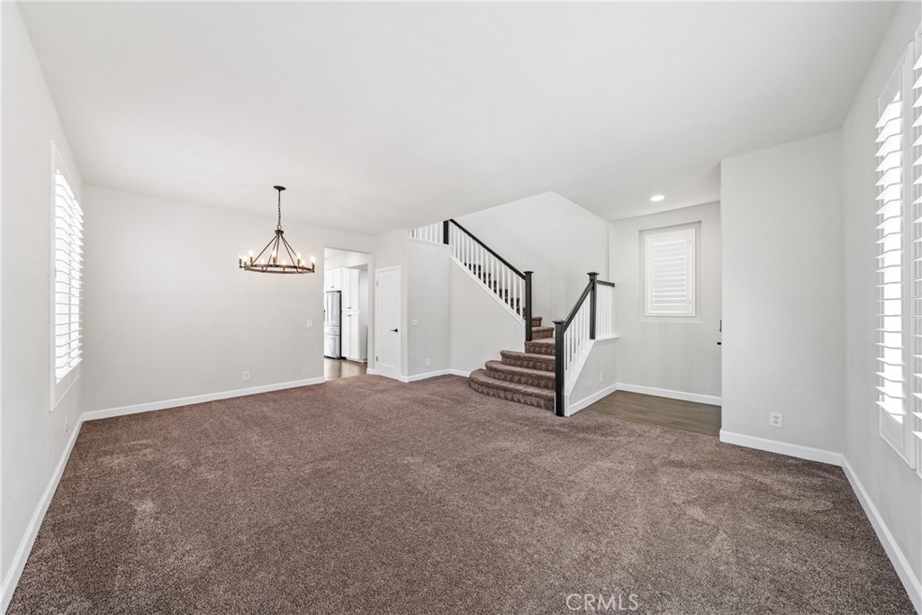 3306 Rochelle