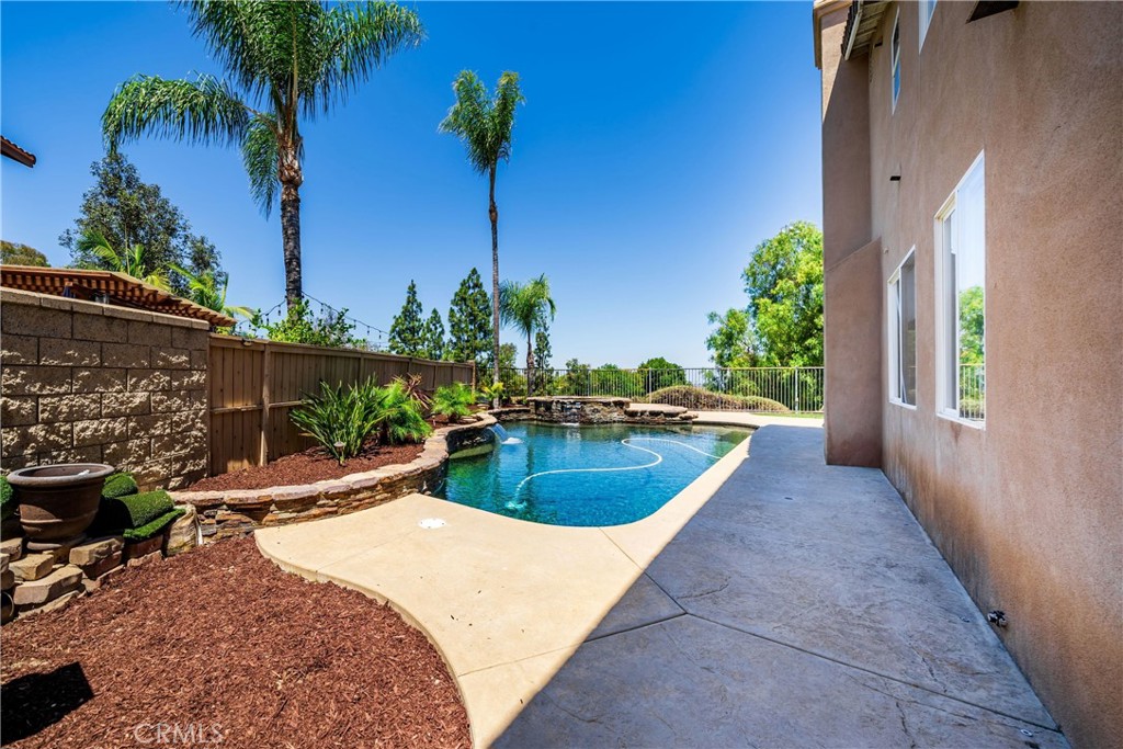 3306 Rochelle