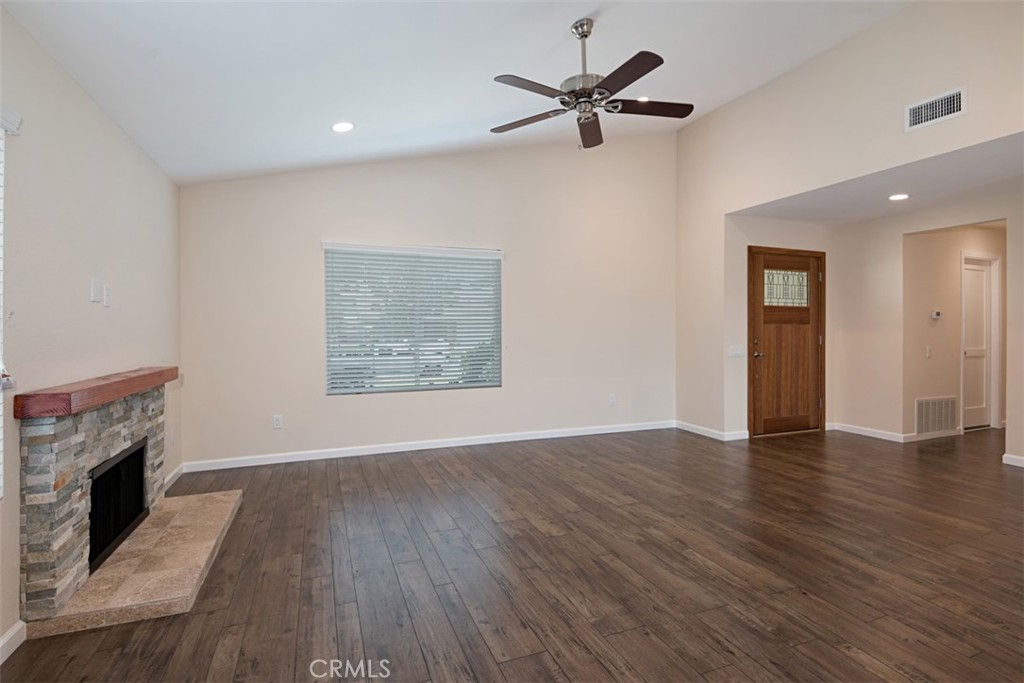 602 Carnation