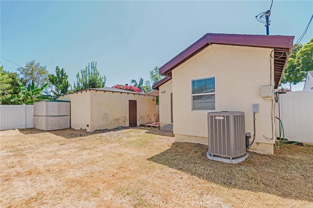 6160 Pepperwood