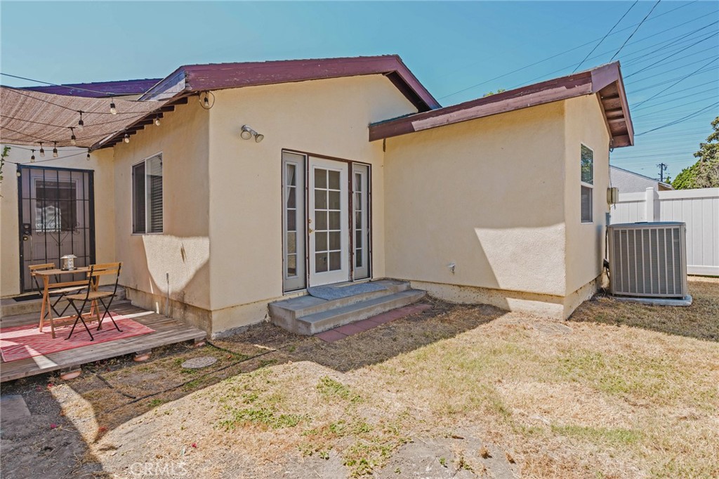 6160 Pepperwood
