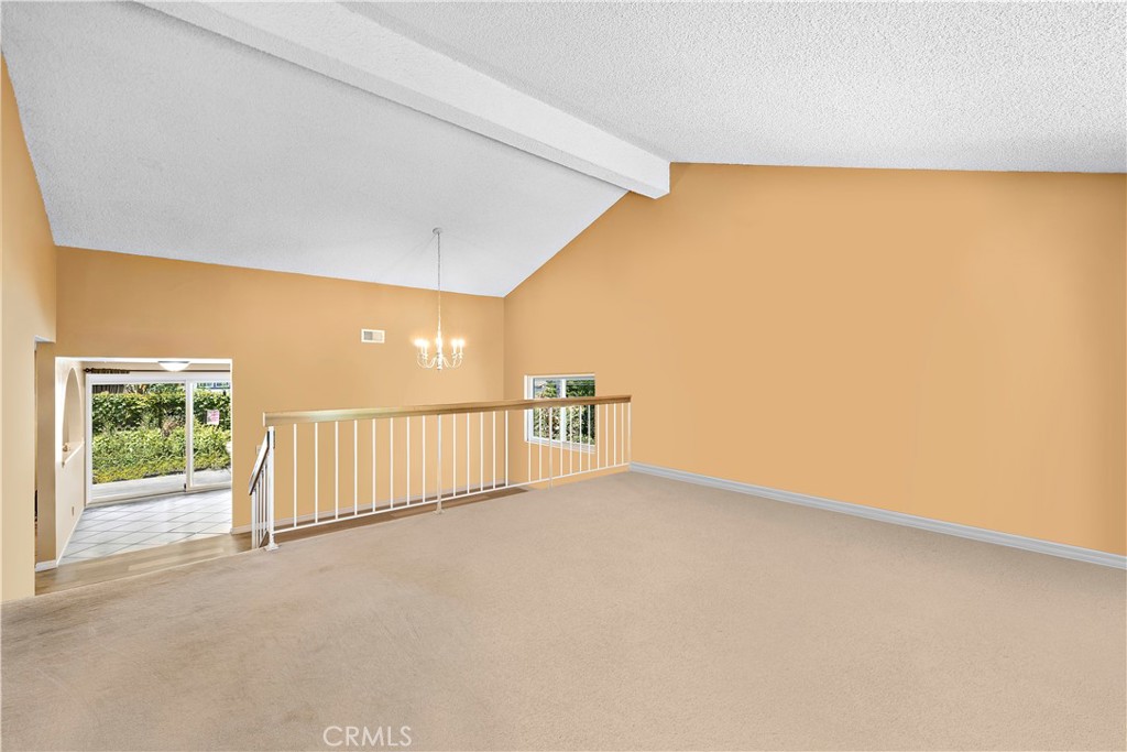 979 S Grinnell