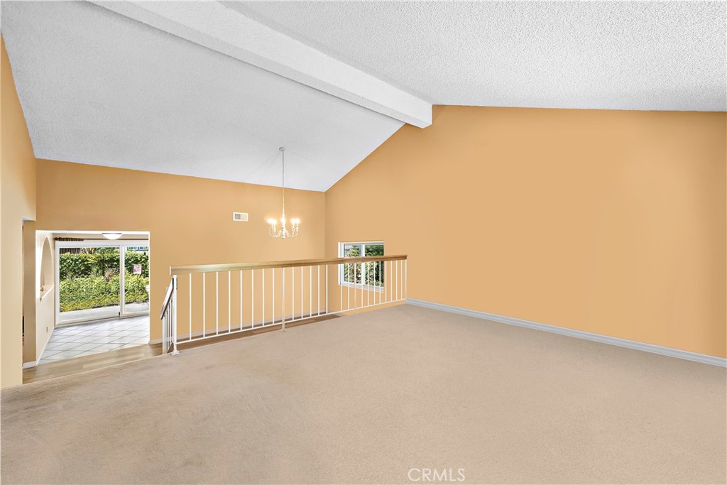 979 S Grinnell