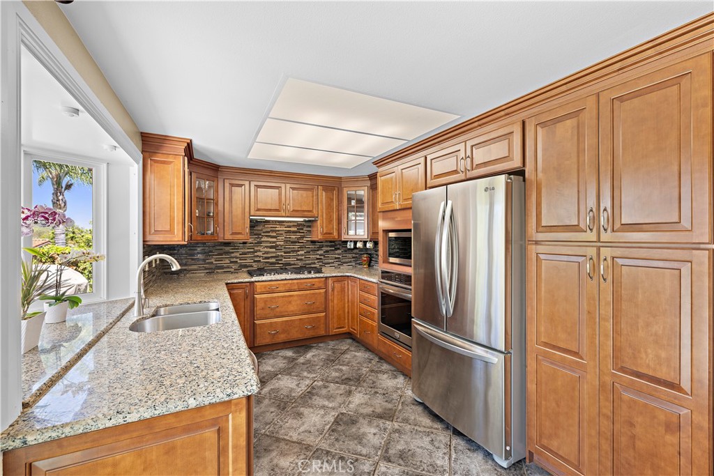 979 S Grinnell
