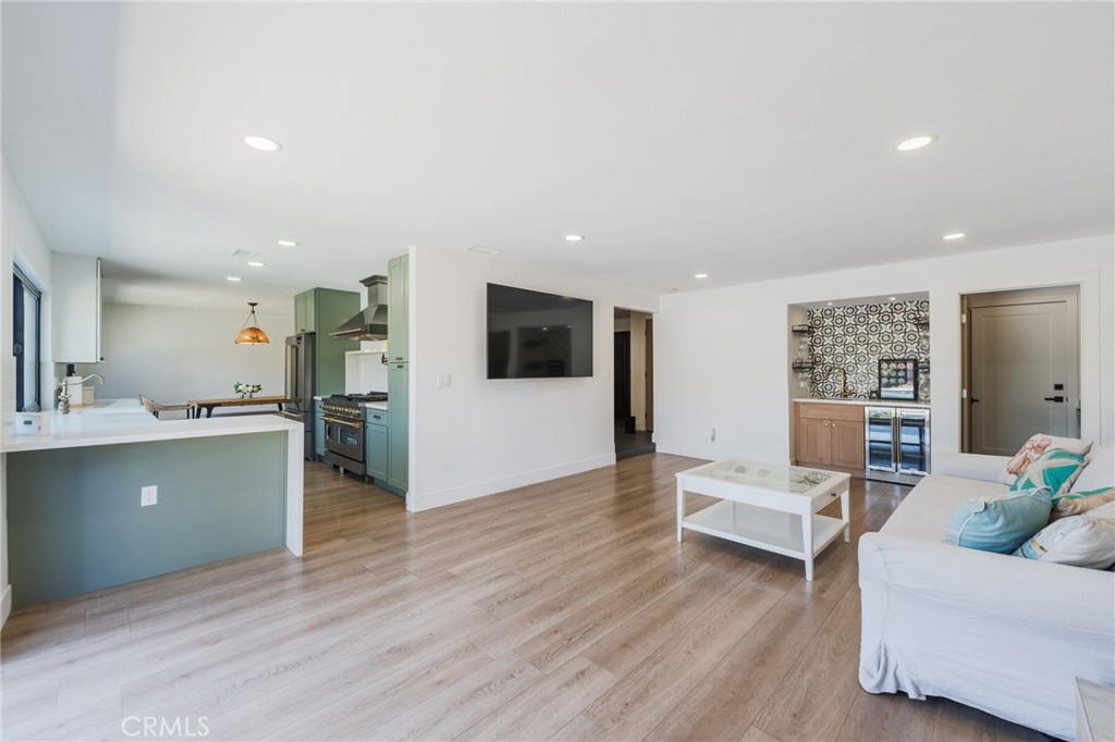 3550 Goldenrod Circle