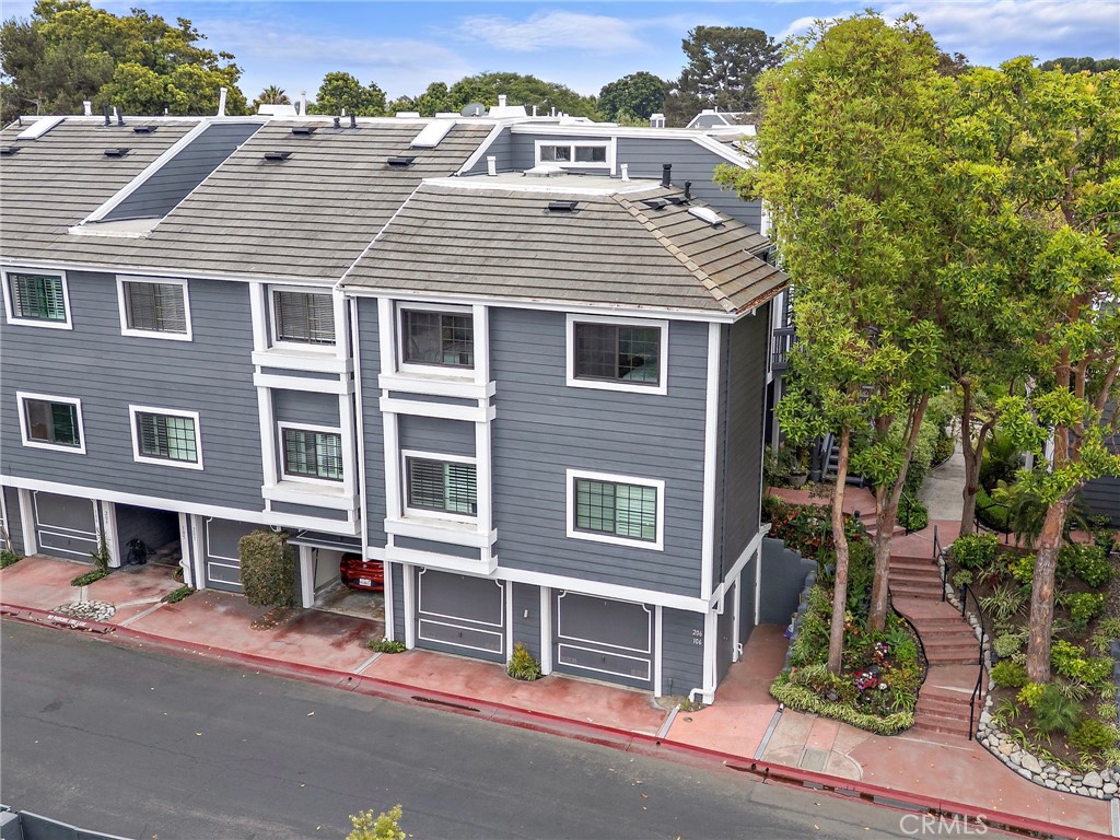 8206 Bridgepoint 206