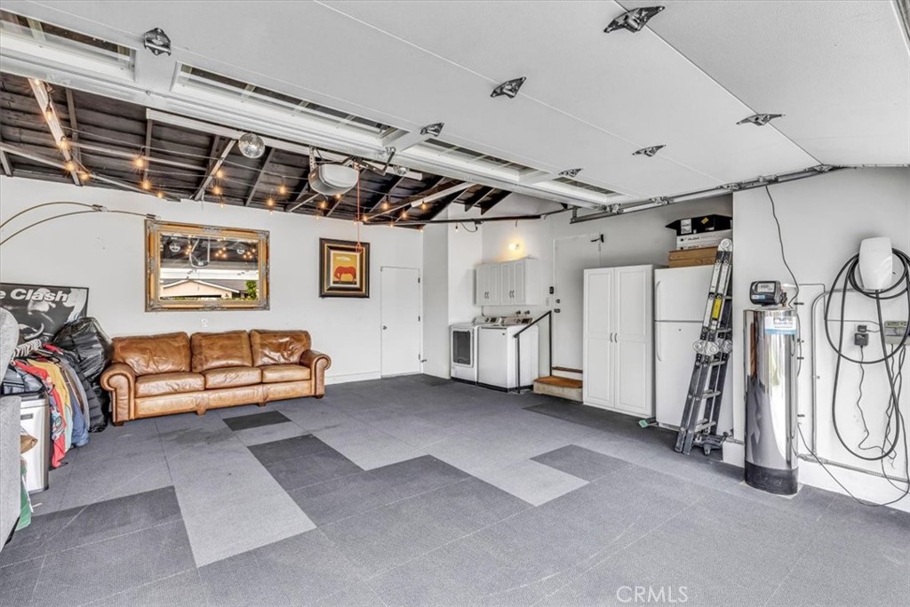 2603 E Coolidge