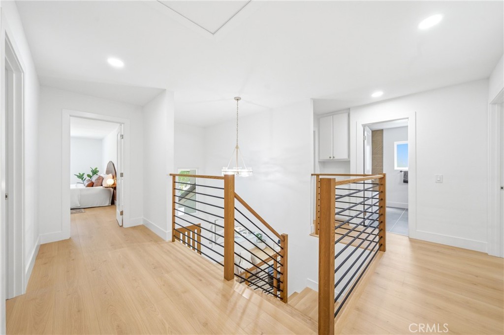 137 S Thistle Road