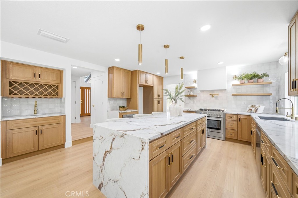 137 S Thistle Road
