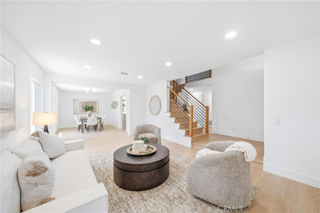 137 S Thistle Road