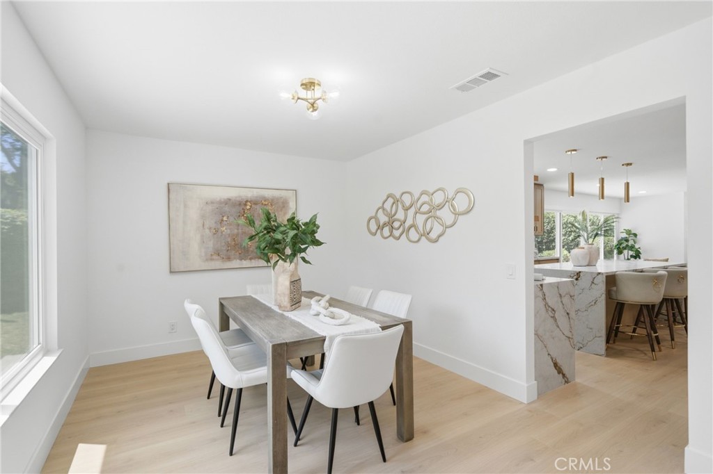 137 S Thistle Road