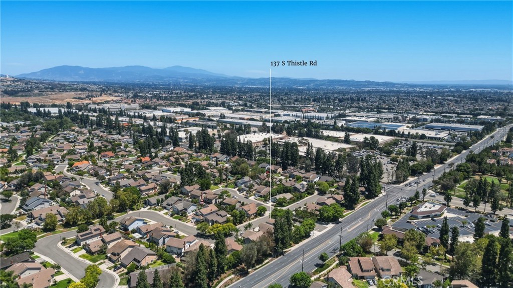 137 S Thistle Road