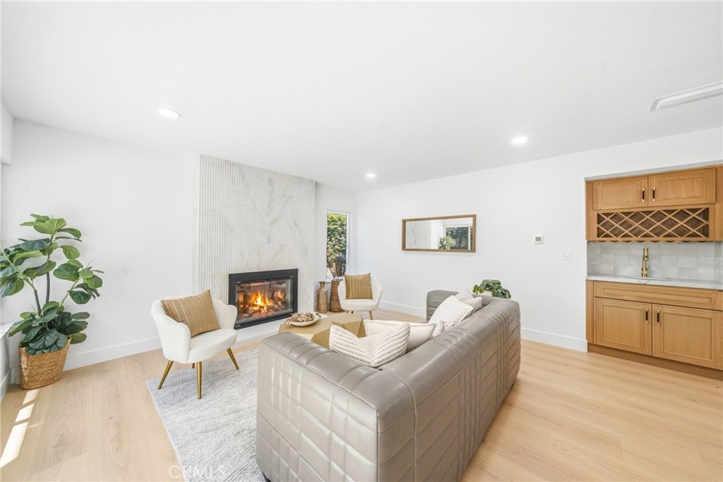 137 S Thistle Road