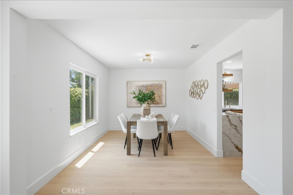 137 S Thistle Road