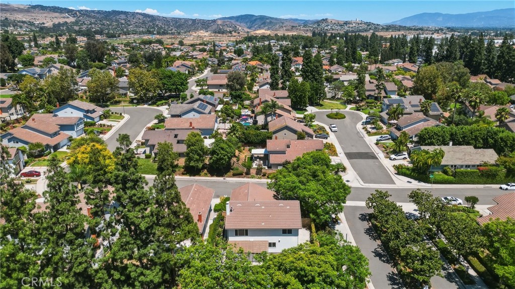137 S Thistle Road
