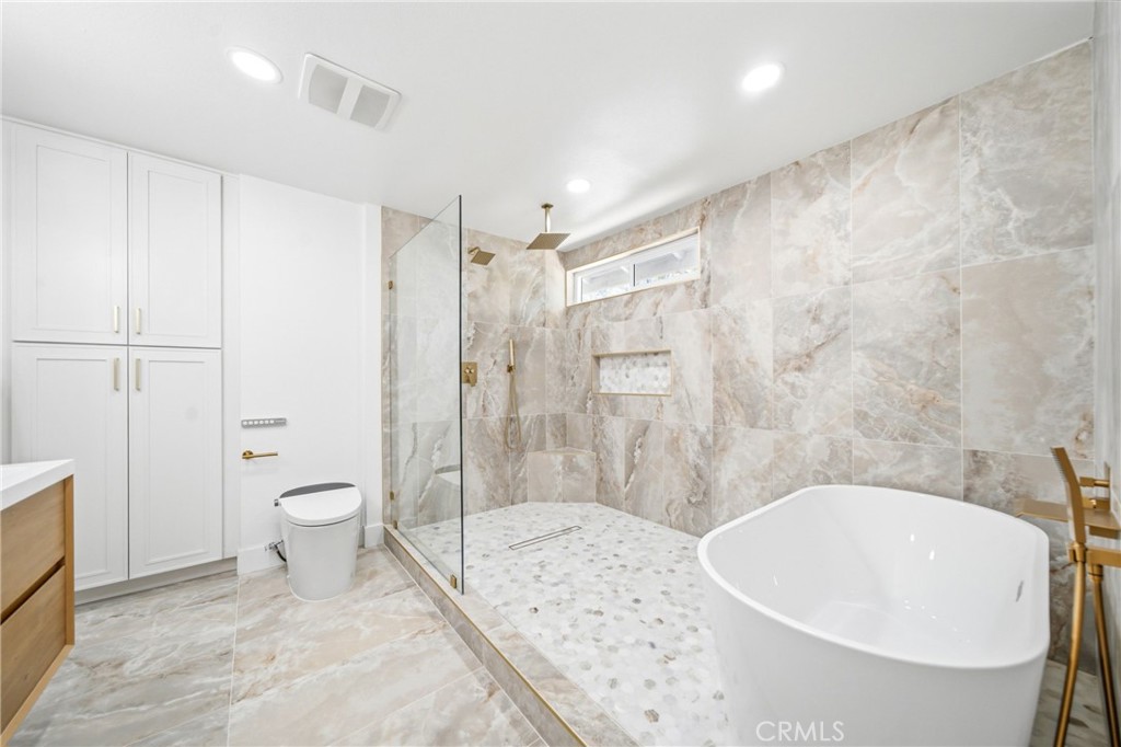 137 S Thistle Road