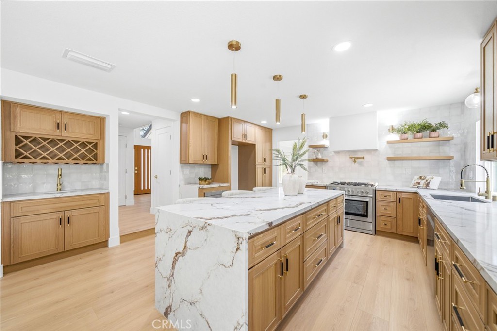137 S Thistle Road