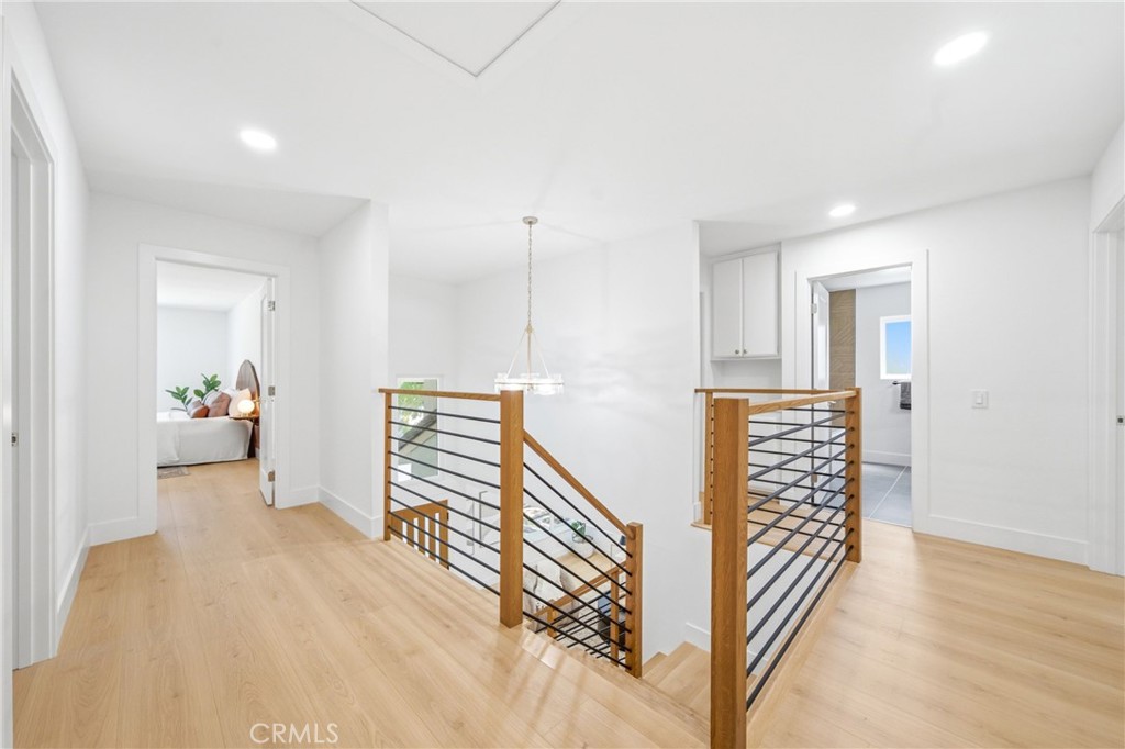 137 S Thistle Road