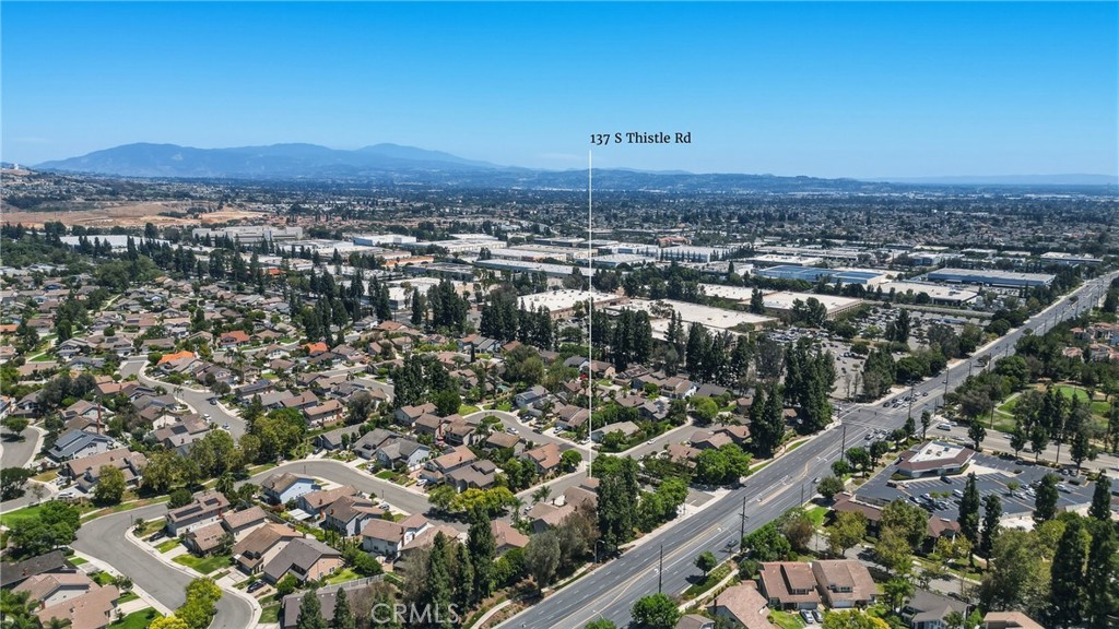 137 S Thistle Road