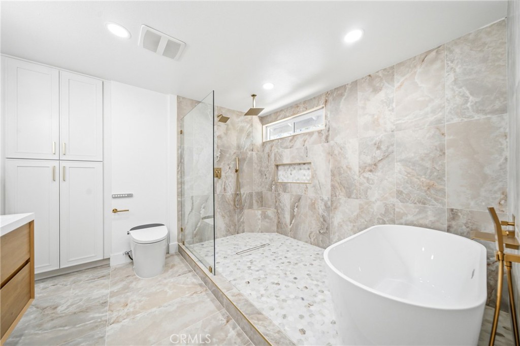 137 S Thistle Road