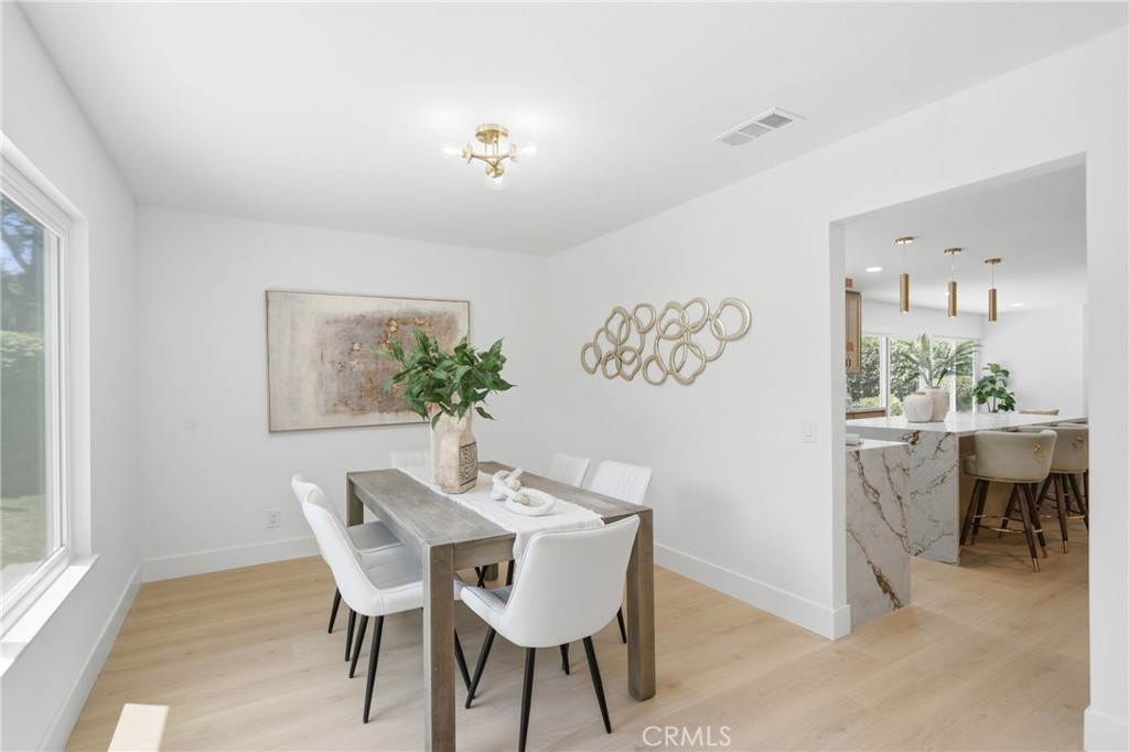 137 S Thistle Road