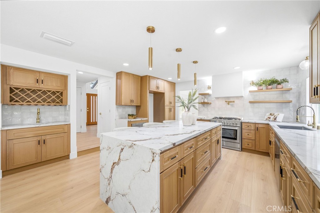 137 S Thistle Road
