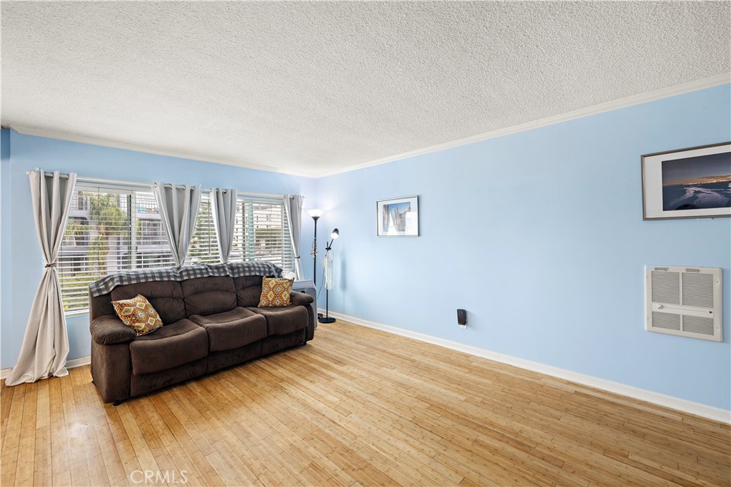 335 Cedar Ave #315